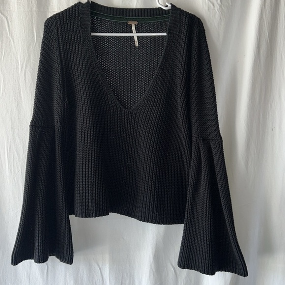Free People Black V-Neck Sweater Bell Sleeves Knit - Picture 1 of 11